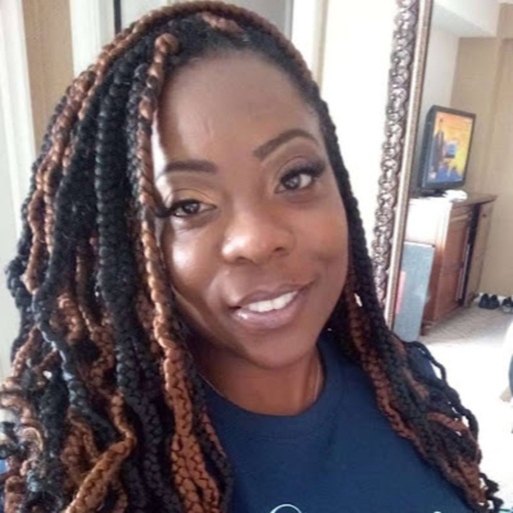 Meet your Posher, Aleesia